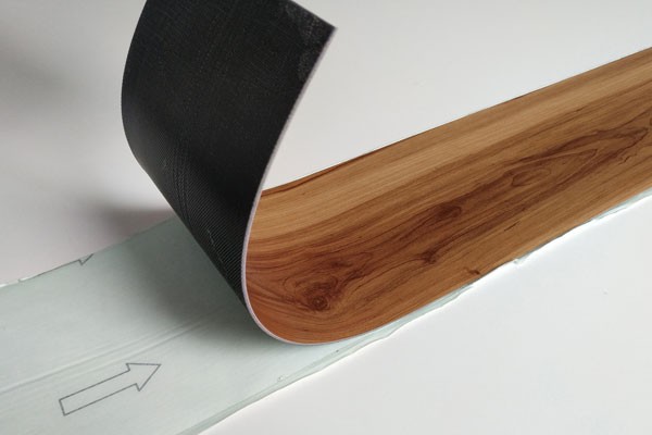 Classic Oak Wood Effect Self-adhesive Vinyl Floor DSP-04 Classic Oak Wood Effect Self-adhesive Vinyl Floor DSP-04